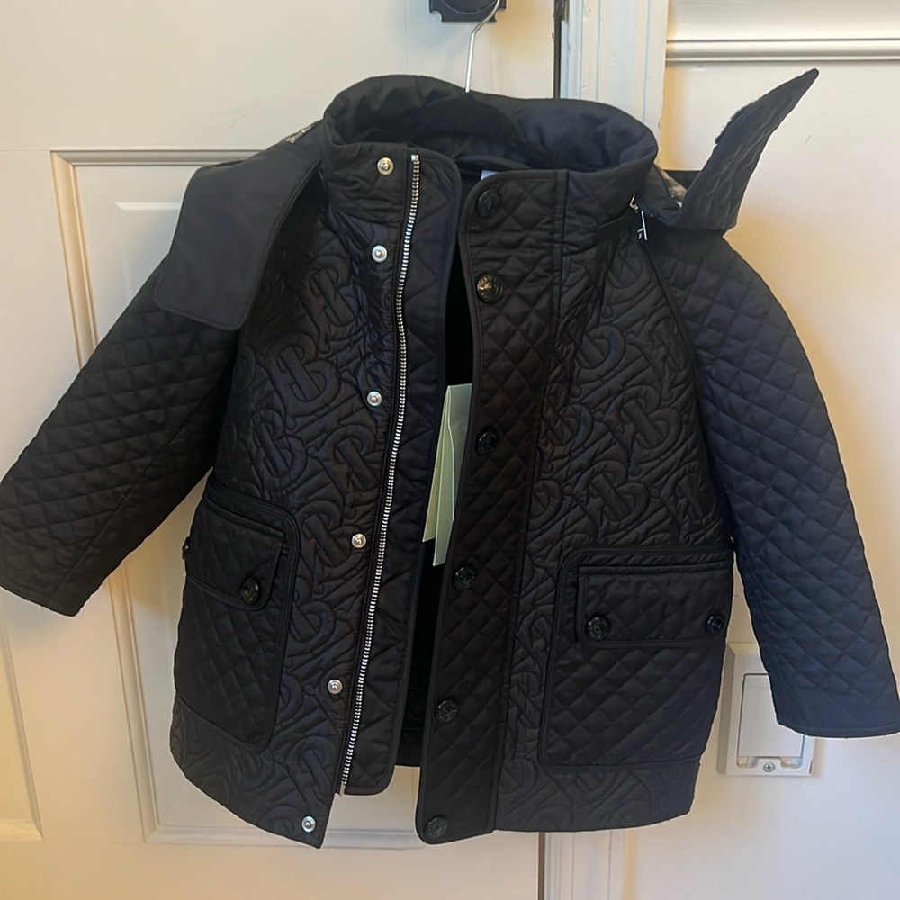 Burberry size 4y new with tags jacket